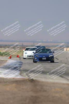 media/Sep-20-2025-Extreme Speed (Sat) [[1fcc23683c]]/Orange (Mid Intermediate)/Session 2 (Sunrise)/